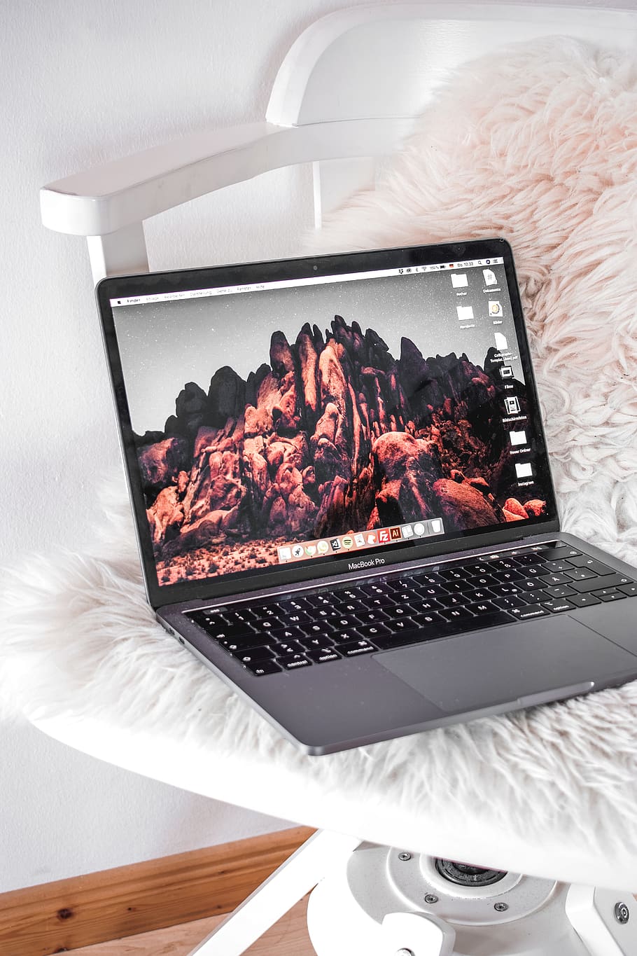 space gray MacBook, computer, pc, electronics, laptop, computer hardware HD wallpaper