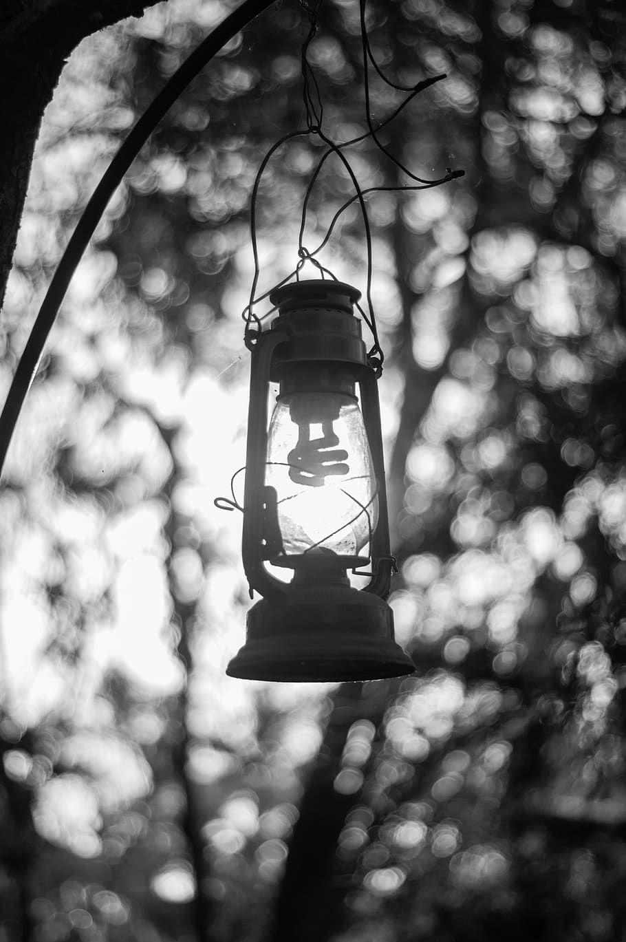 lantern lamp, lighting equipment, hanging, focus on foreground HD wallpaper