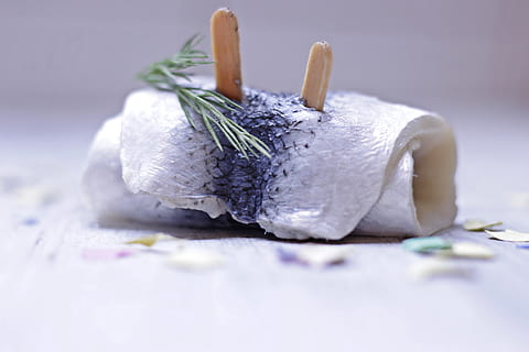 roll mops, fish, hangover breakfast, dill, herring, herring fillet HD wallpaper