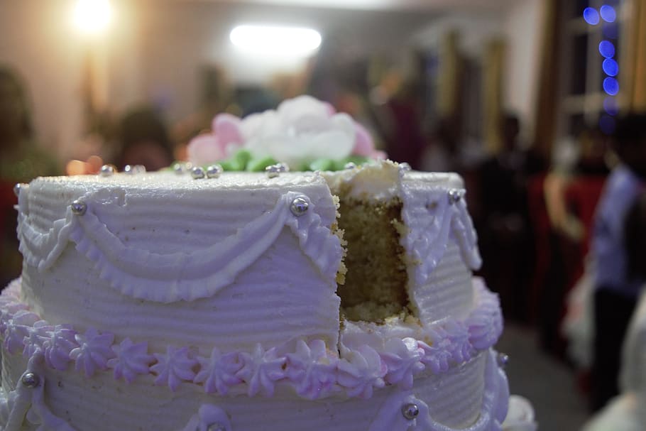white, cake, rose, flower, silver, pearl, decor, wedding, food HD wallpaper