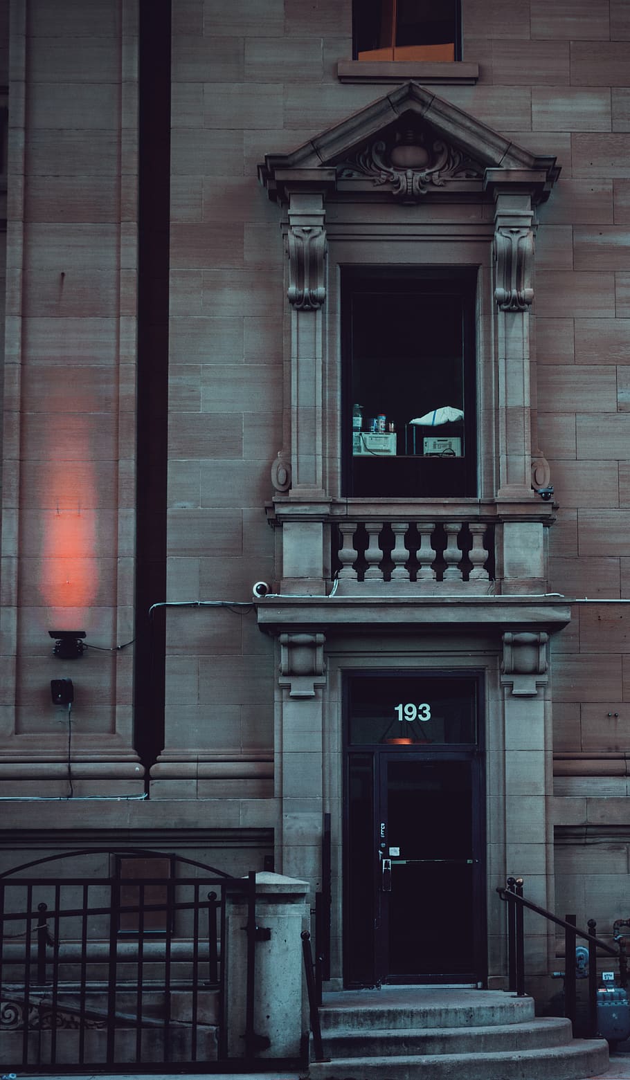 building, architecture, history, summer, design, light, balcony HD wallpaper