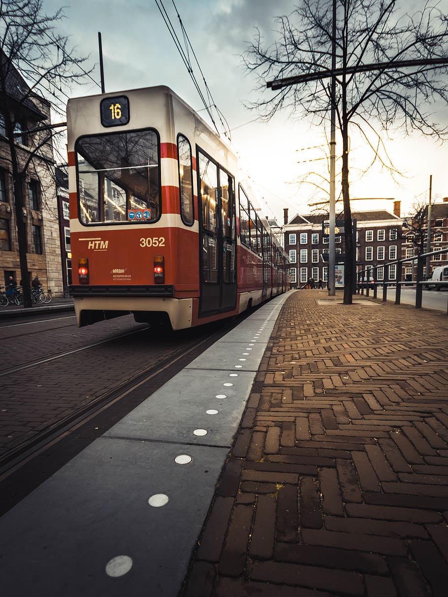 red, tram, water, abstract, dutch, the netherlands, buiding HD wallpaper