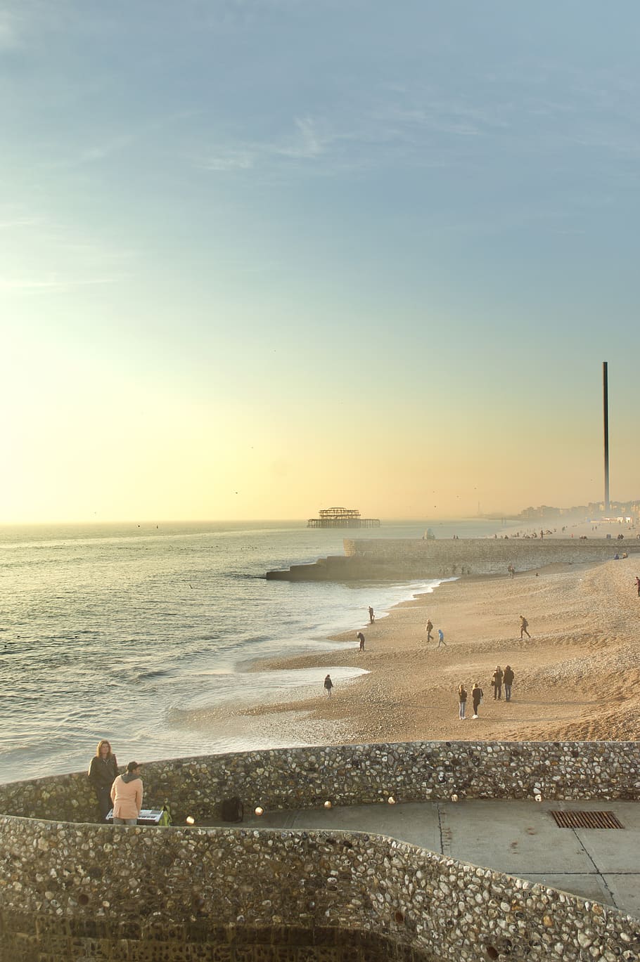 brighton, united kingdom, sea, beach, water, sky, land, real people, HD wallpaper