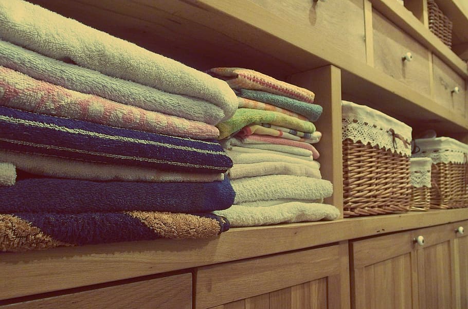 Stack of Towels on Rack, baskets, clean, color, cotton, decor, HD wallpaper