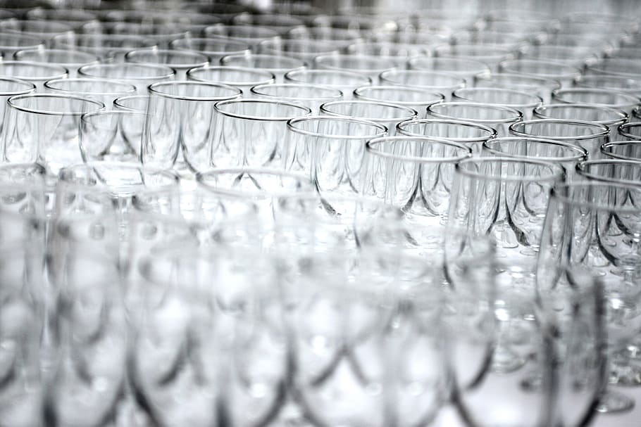 Rows Of Empty Wine Glasses, bar, drink, party, restaurant, chalice HD wallpaper