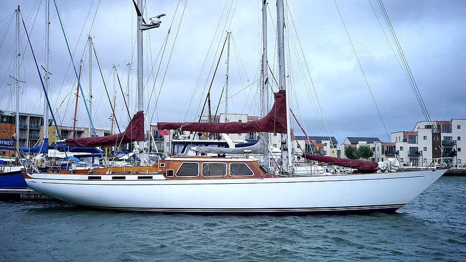 White and Brown Sail Boat on the Body of Water, deck, harbor HD wallpaper