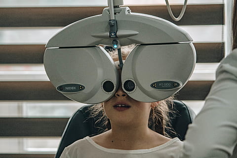 white eye testing machine, person, human, people, goggles, glasses HD wallpaper