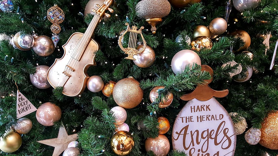 christmas, ornaments, pine, tree, away in a manger, gold, star HD wallpaper