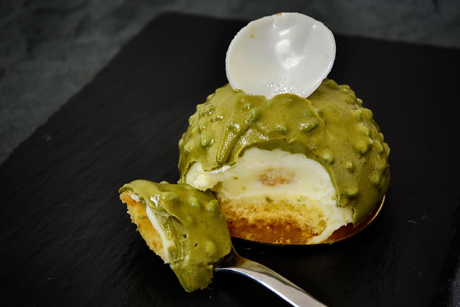 matcha, cake, bite, spoon, dessert, plated, mysticlight, food HD wallpaper