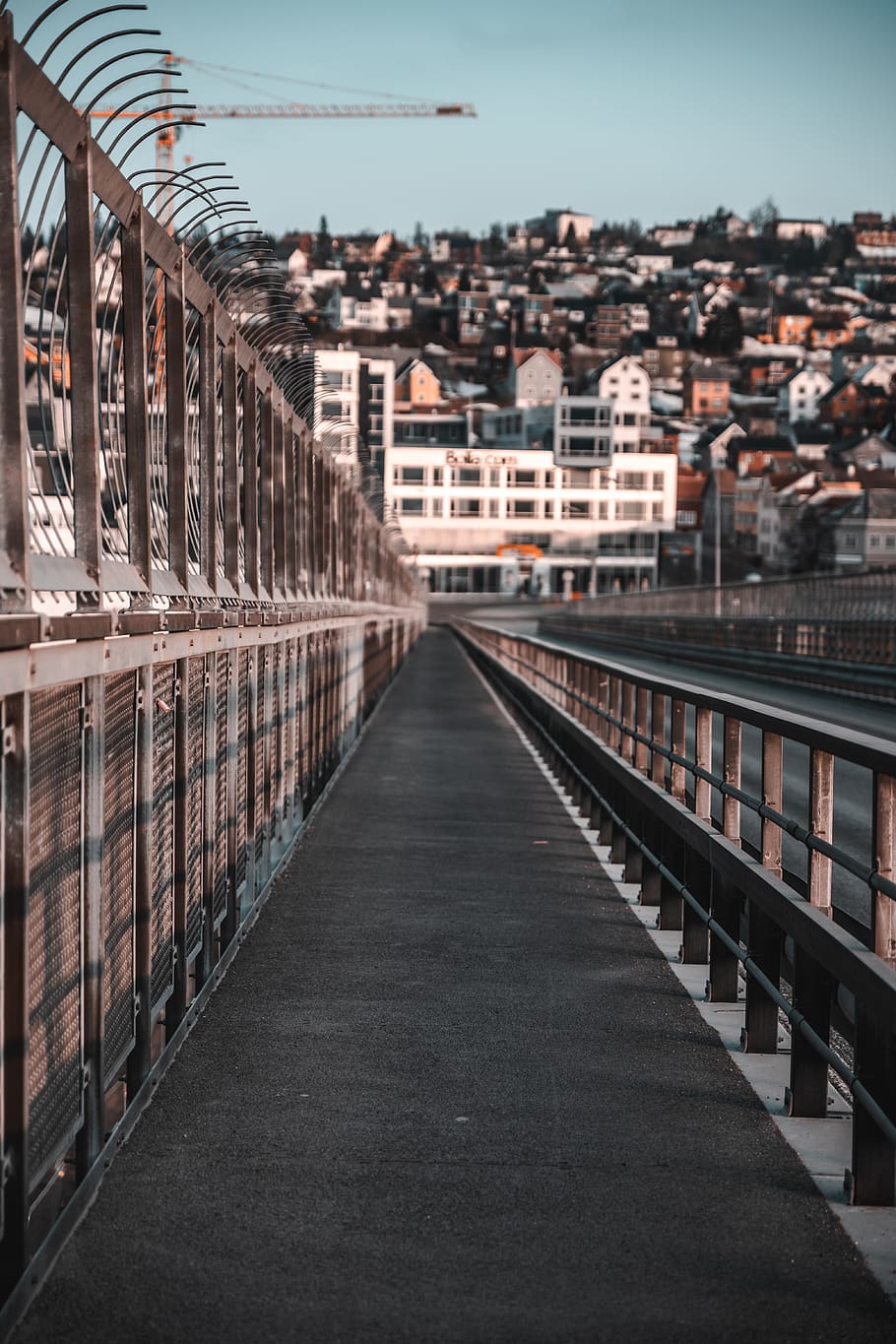 Empty Concrete Pathway, architecture, bridge, city, street, built structure HD wallpaper