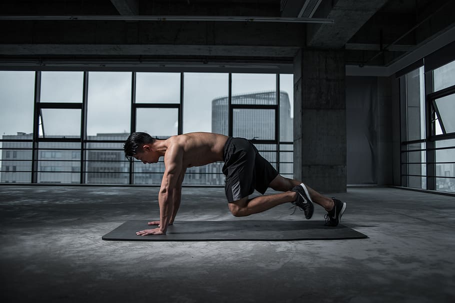 Man Working Out, bodybuilding, exercise, fitness, indoors, person HD wallpaper