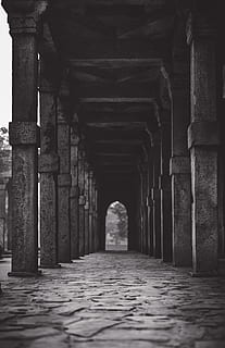 corridor, path, walkway, architecture, crypt, monument, column HD wallpaper