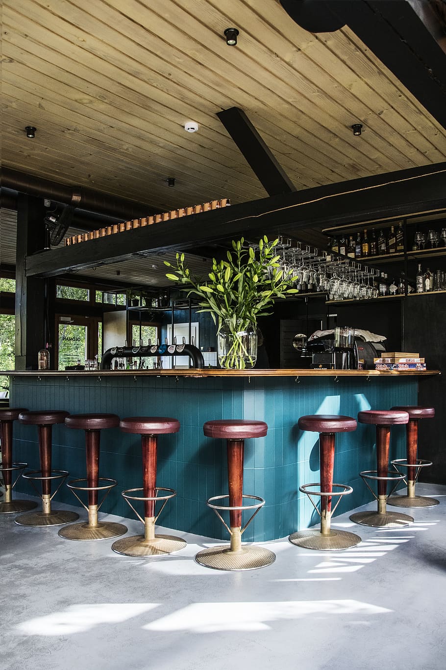 empty bar chairs during daytime, seat, indoors, table, absence HD wallpaper