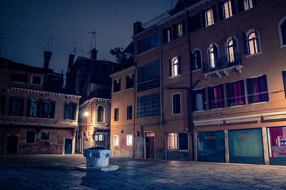 lighted building at night, architecture, building exterior, built structure HD wallpaper