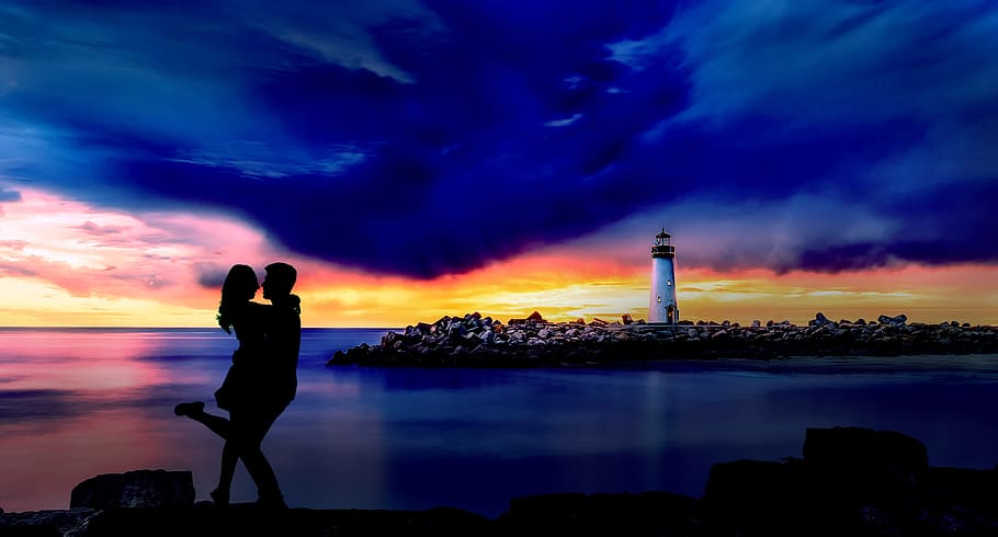 sunset, lighthouse, couple, beach, love, romance, landscape, HD wallpaper