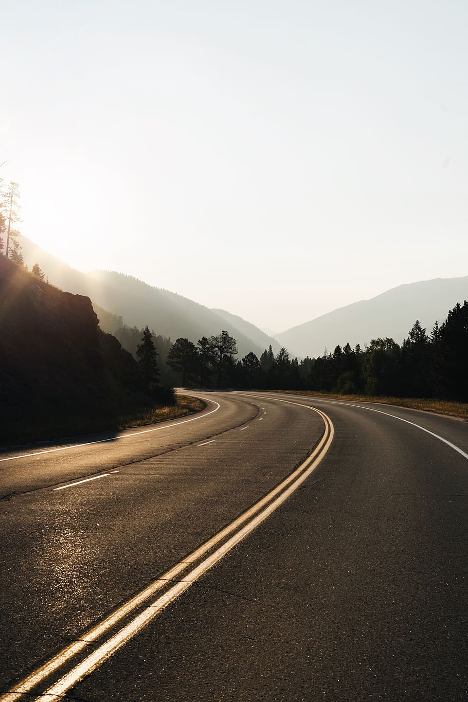 empty curved road, mountain, sky, nature, direction, transportation HD wallpaper