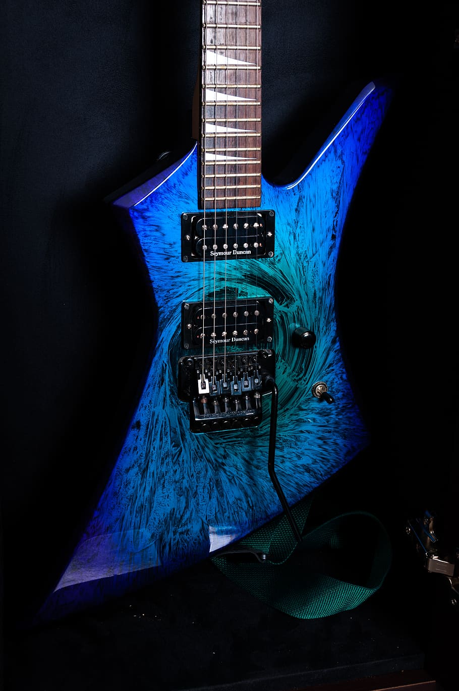 guitar, string instrument, music, musical instrument, arts culture and entertainment HD wallpaper