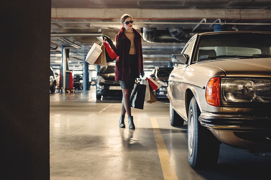 Woman Walking Towards the Gray Car, black friday, car park, cars, HD wallpaper