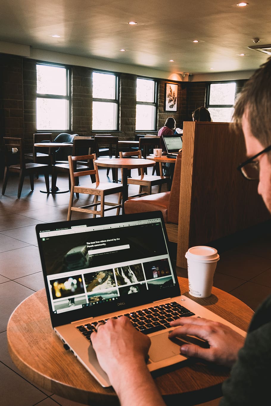 Man Using Macbook on Wooden Table, coffee, coffee cup, commerce HD wallpaper