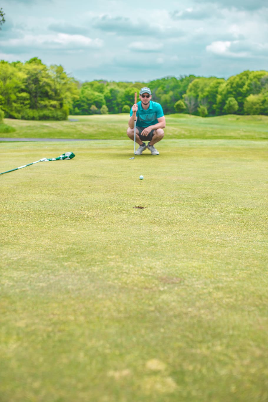 man playing golf, grass, plant, leisure activity, one person HD wallpaper