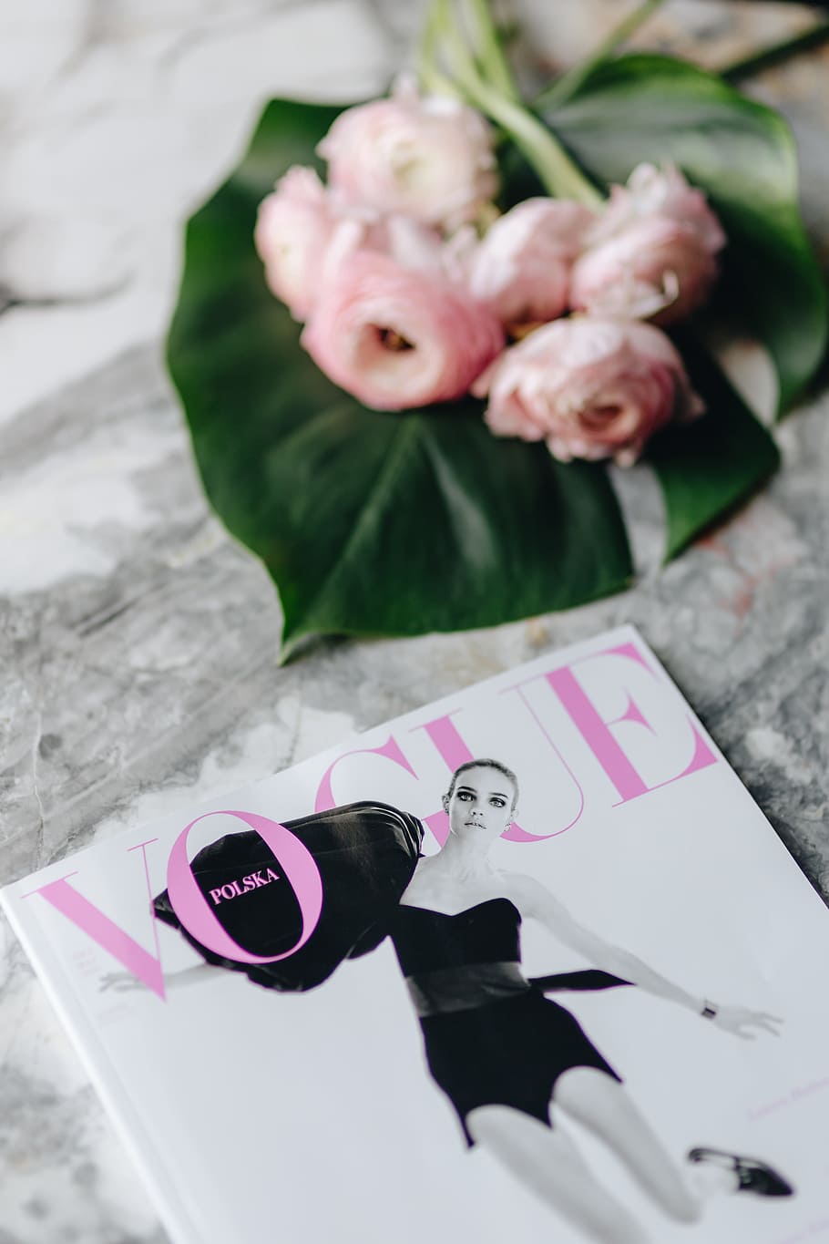 Vogue Poland 2 2018 & Lovely Buttercup Flowers, flora, cute, HD wallpaper