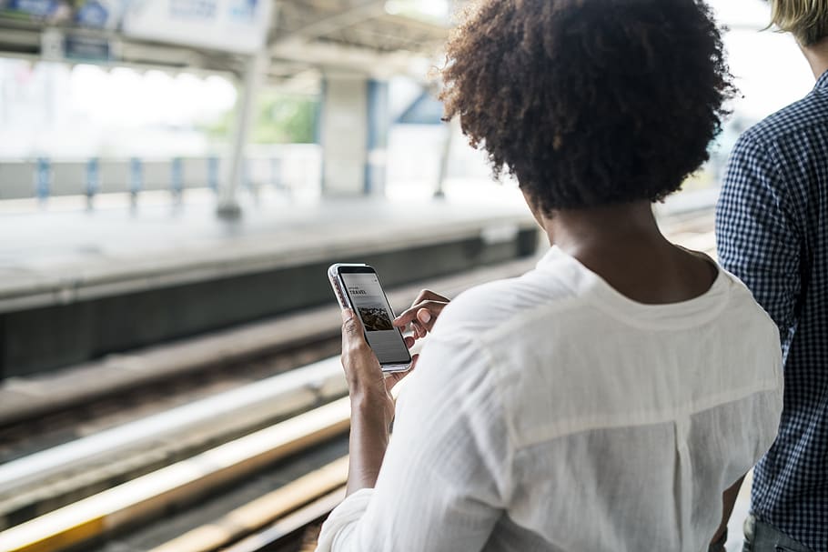 Woman Using Smartphone , afro, electronic, gadget, person, screen HD wallpaper