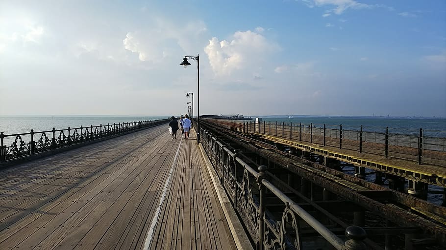 track, road, sea, sky, vintage, water, horizon over water, railing HD wallpaper