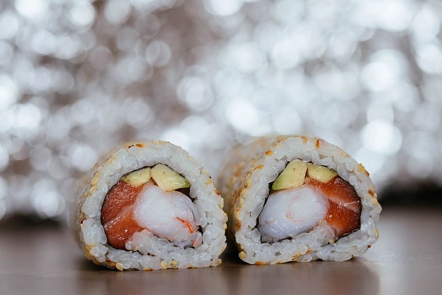 Focus Photography of Cooked Sushi on Brown Wooden Surface, blurred background HD wallpaper