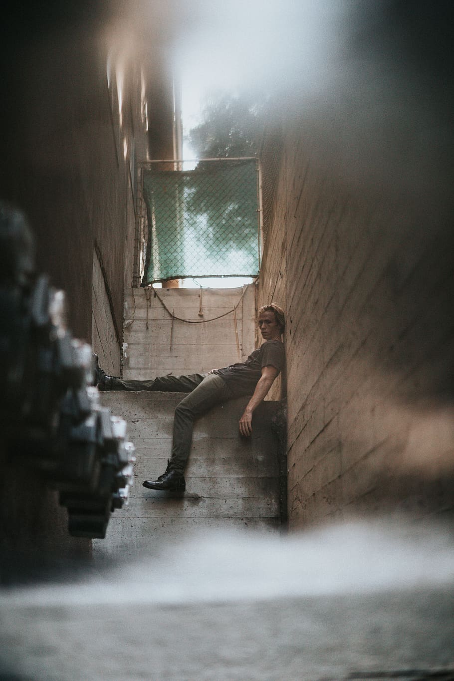 man sitting on stair, person, human, urban, city, banister, handrail HD wallpaper