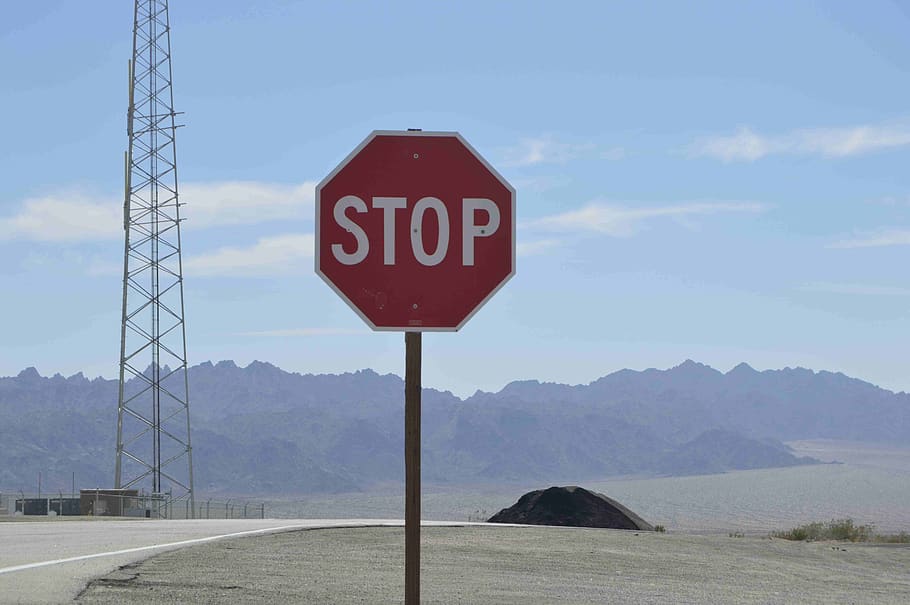 sign, text, mountain, road, communication, western script, sky HD wallpaper