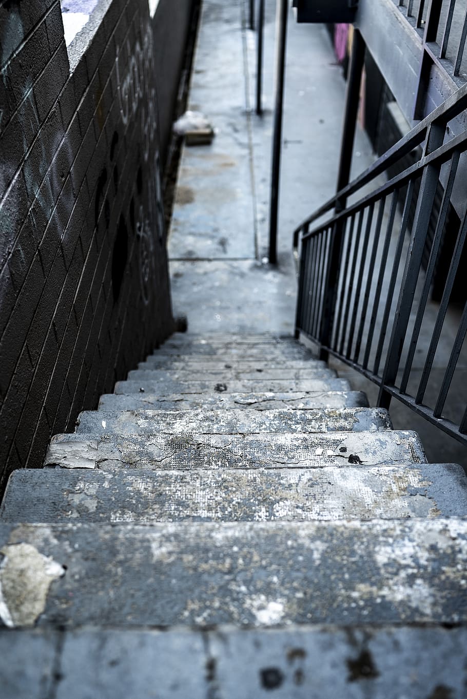 gray concrete staircase, railing, architecture, steps and staircases HD wallpaper