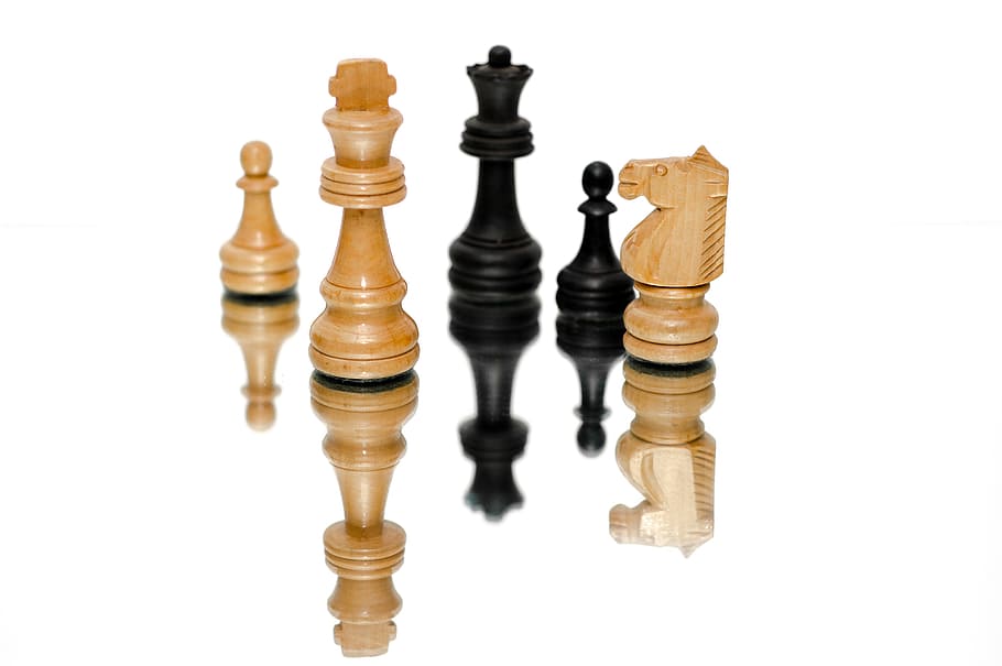 reflection, wooden, game, king, board game, challenge, chess