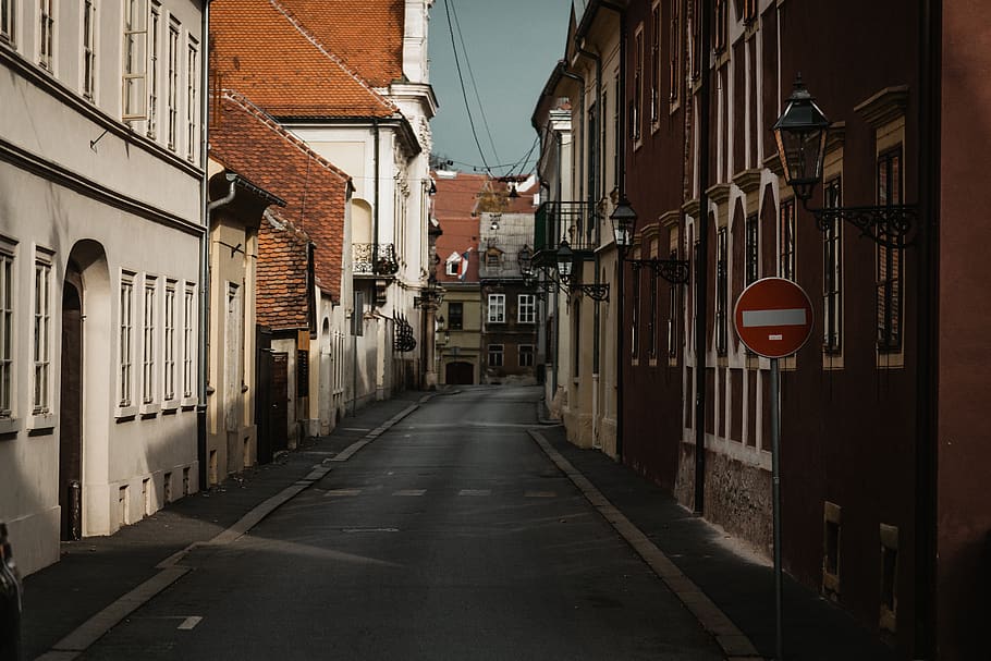 road during daytime, architecture, building exterior, built structure HD wallpaper