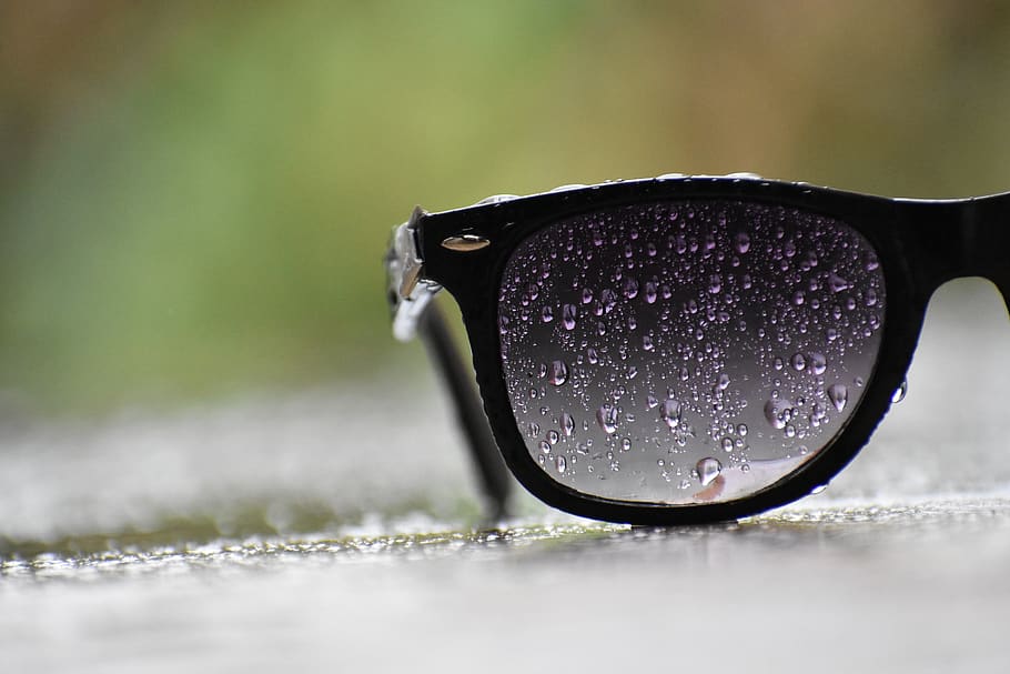 Black Sunglasses With Water Droplets, drops, eyeglasses, eyewear HD wallpaper