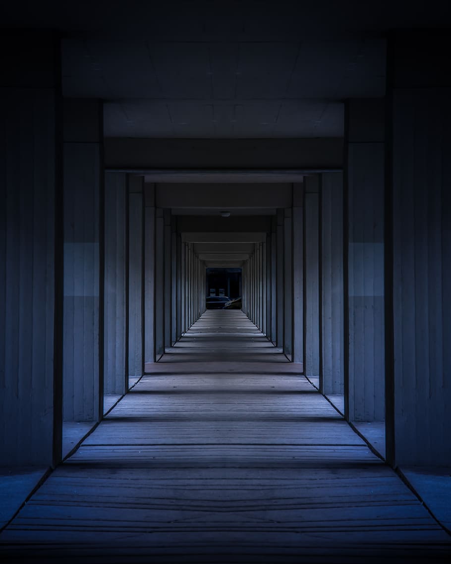 Gray Concrete Building, architecture, columns, dark, daylight HD wallpaper