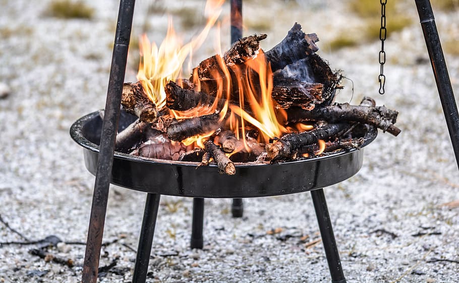 Firewood Burning in Black Steel Round Tray, camping, close-up HD wallpaper