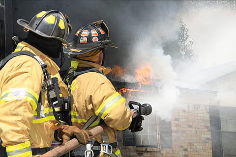 firefighter, fireman, first responder, hose, protection, accidents and disasters HD wallpaper