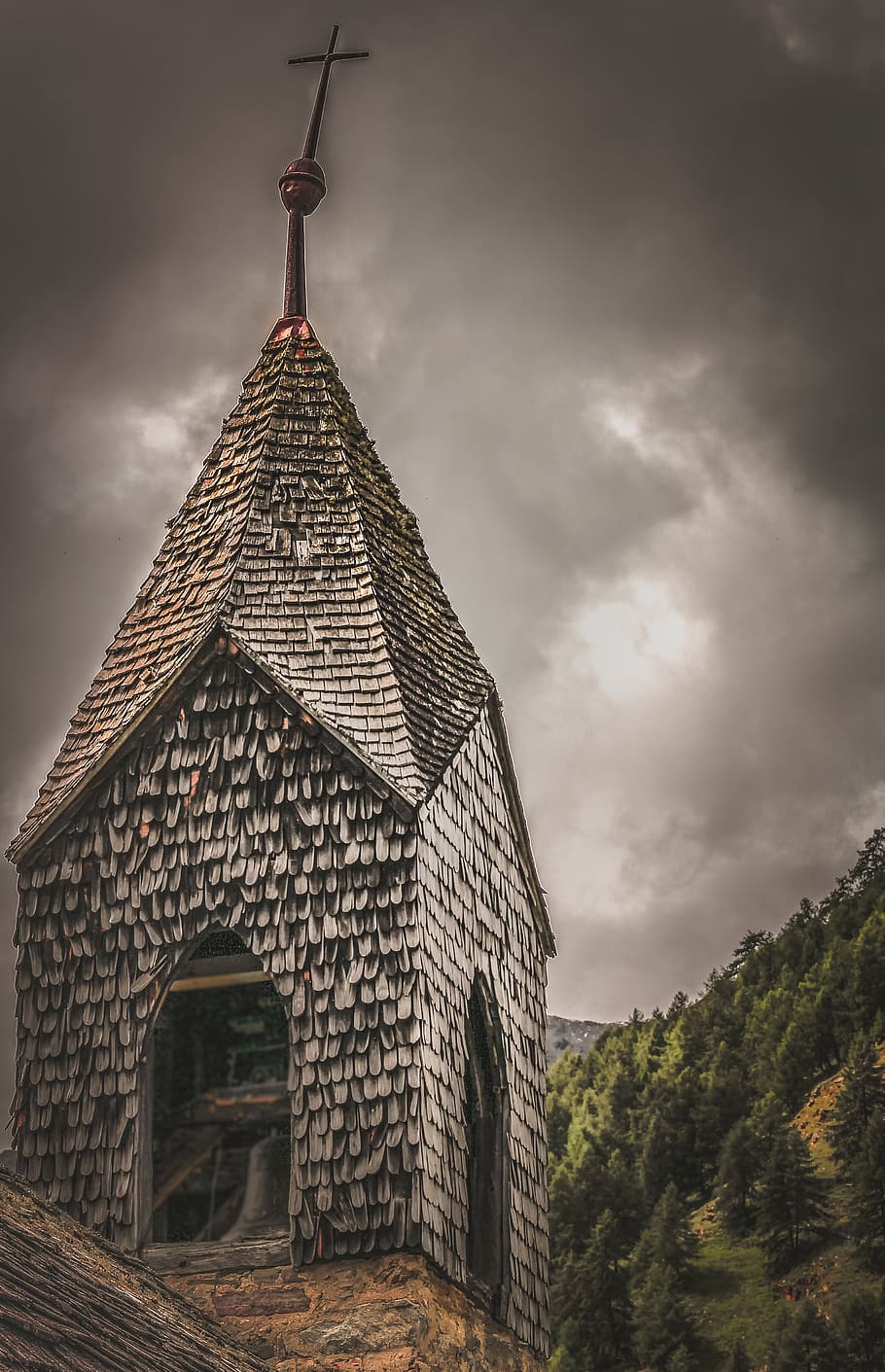 old, lapsed, steeple, decay, abandoned, building, dilapidated HD wallpaper