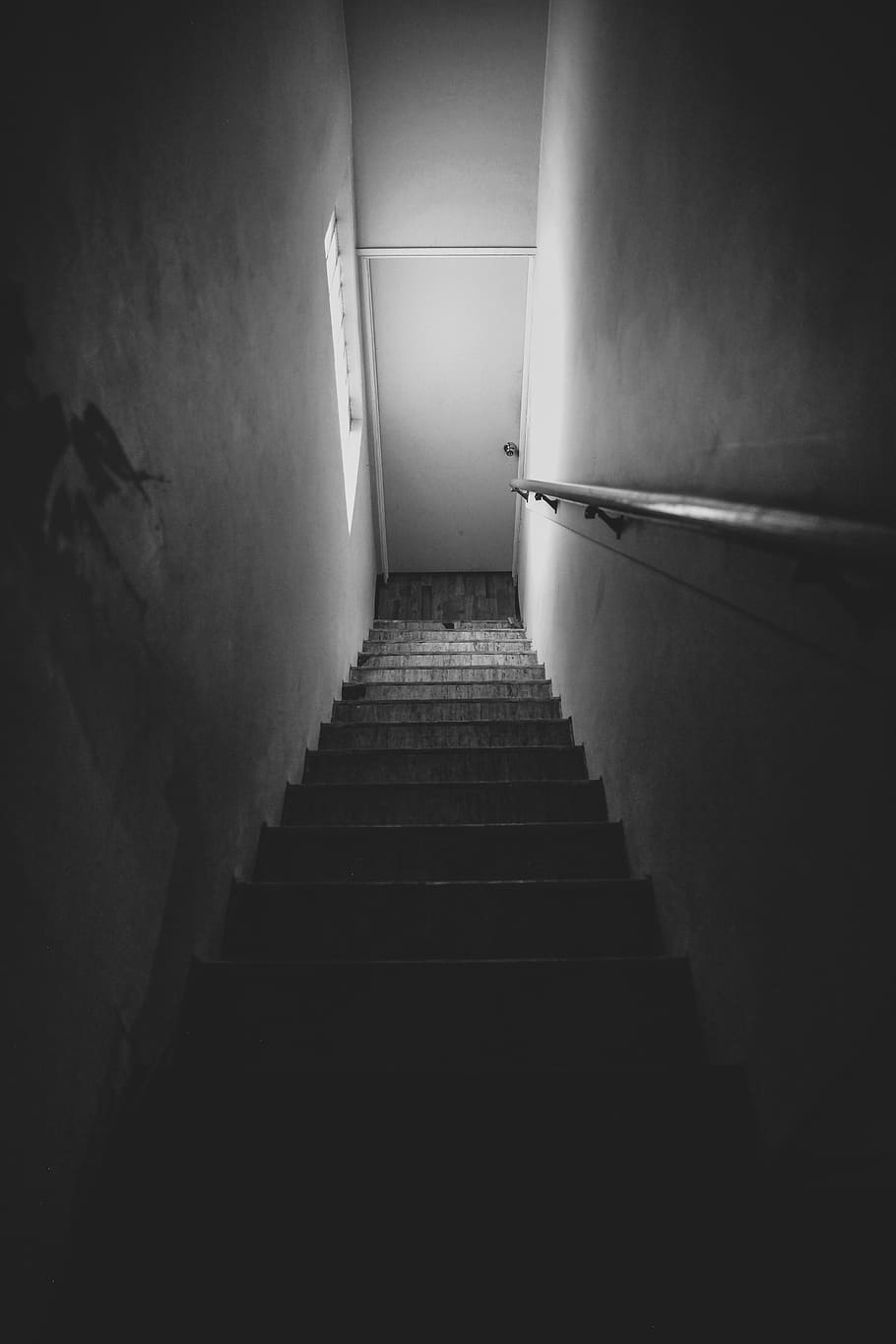 united states, bakersfield, down stairs, black and white, creepy