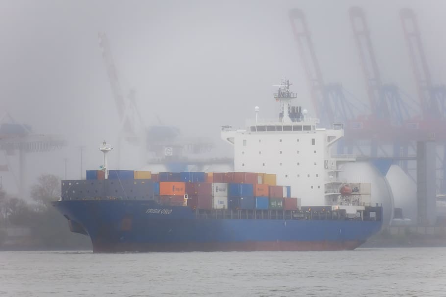 container ship, cranes, harbour cranes, port, hazy, foggy, haze HD wallpaper
