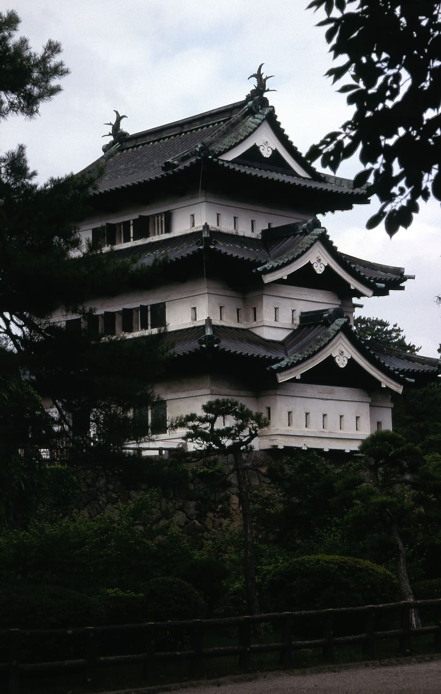 temple, white, black, building, trees, architecture, building exterior HD wallpaper