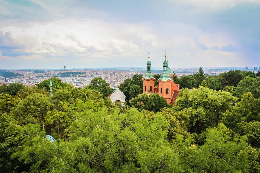 landscape, trees, synagoge, view, prague, sky, clouds, green HD wallpaper