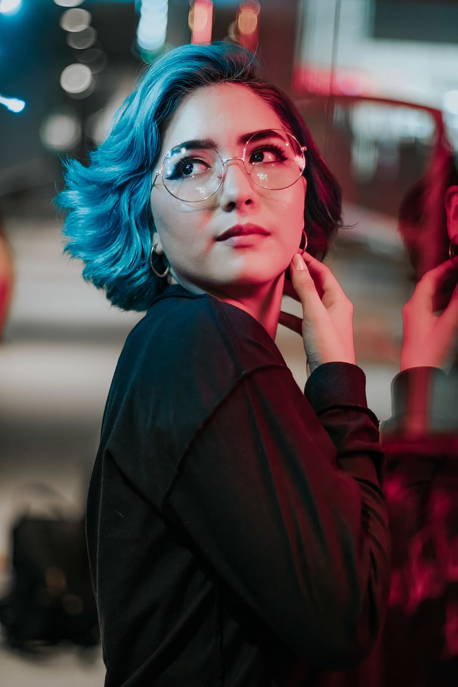 Woman Wearing Eyeglasses, attractive, beautiful, beauty, blue hair, HD wallpaper