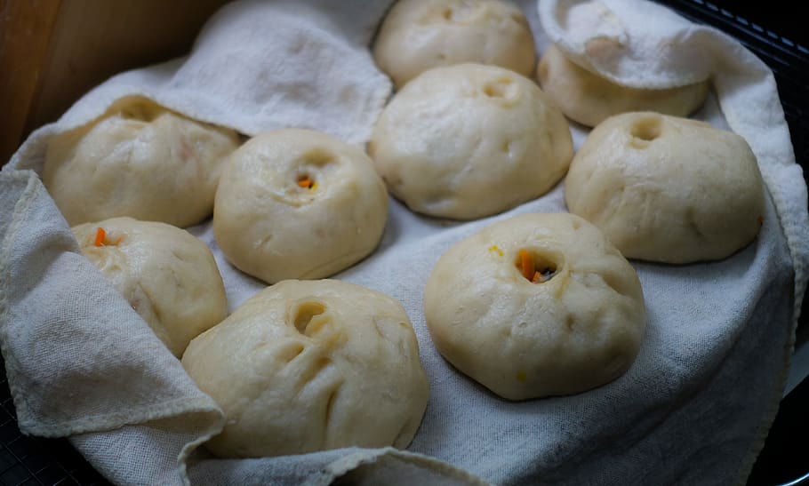 Dumplings on White Textile, baking, bread, bun, close-up, delicious HD wallpaper