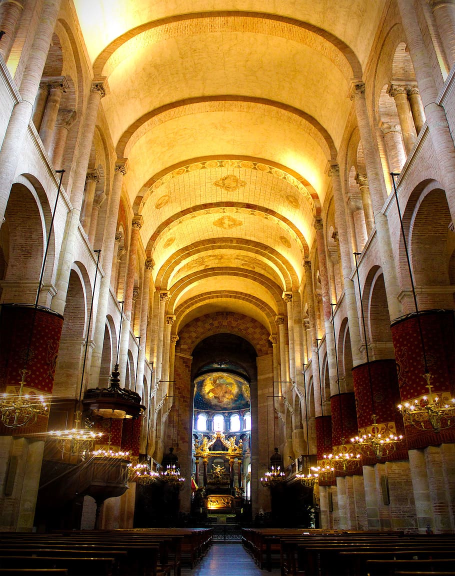 Basilica of Saint-Sernin - France - Largest Romanesque Church in Europe, HD wallpaper