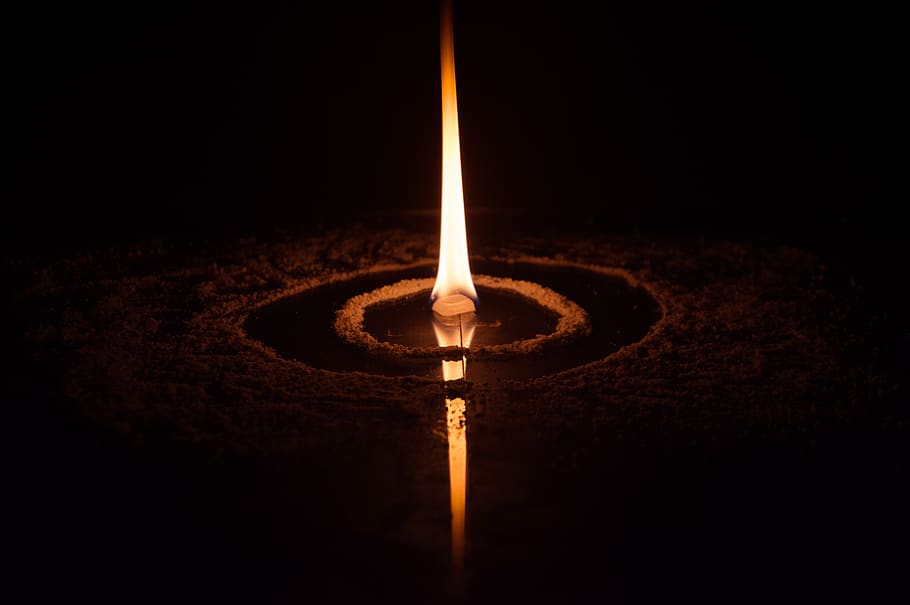 india, bengaluru, reflection, fire, darkness, light, burning HD wallpaper