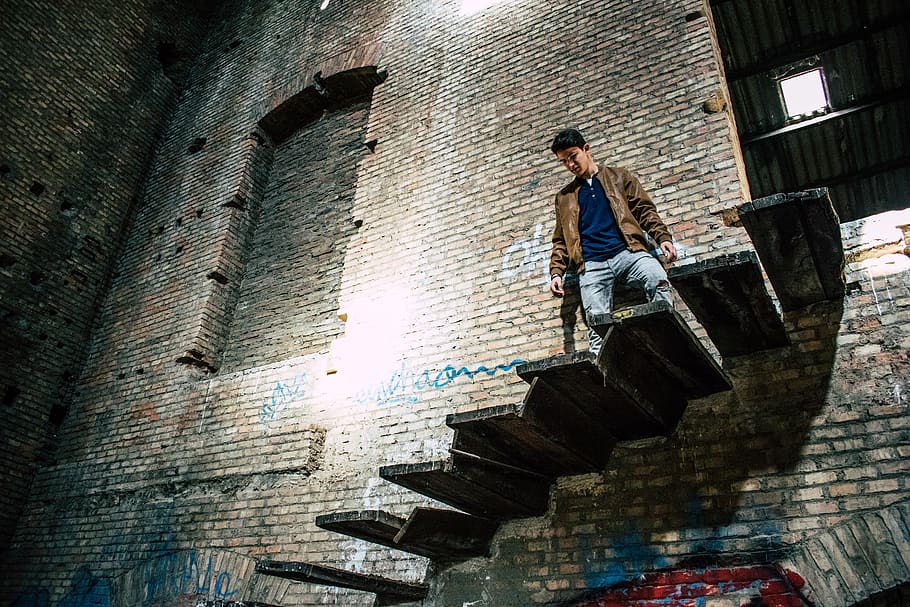 factory, ruins, graffity, photgraphy, clothes, architecture HD wallpaper