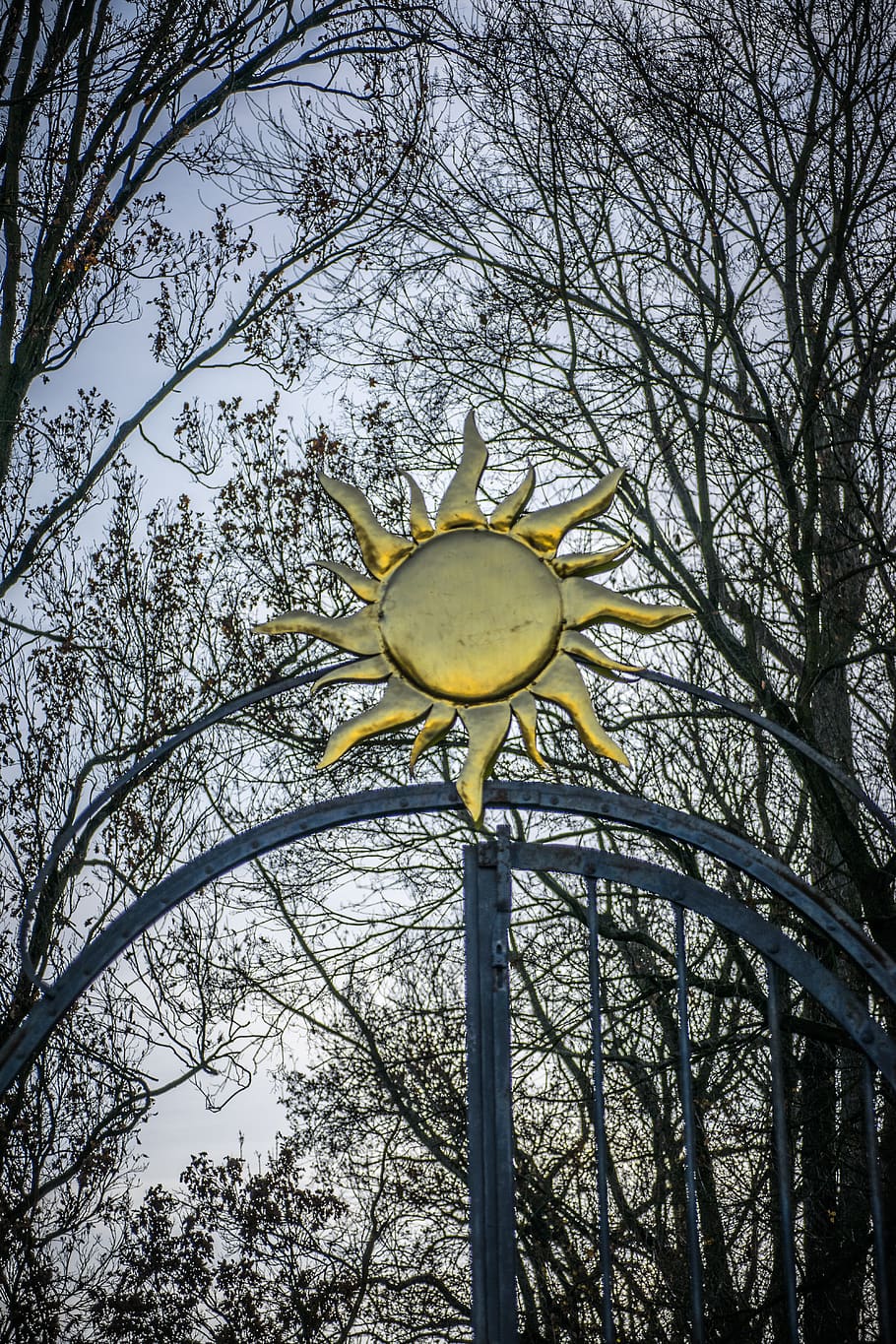 gate, sun, architecture, trees, historical, low angle view HD wallpaper