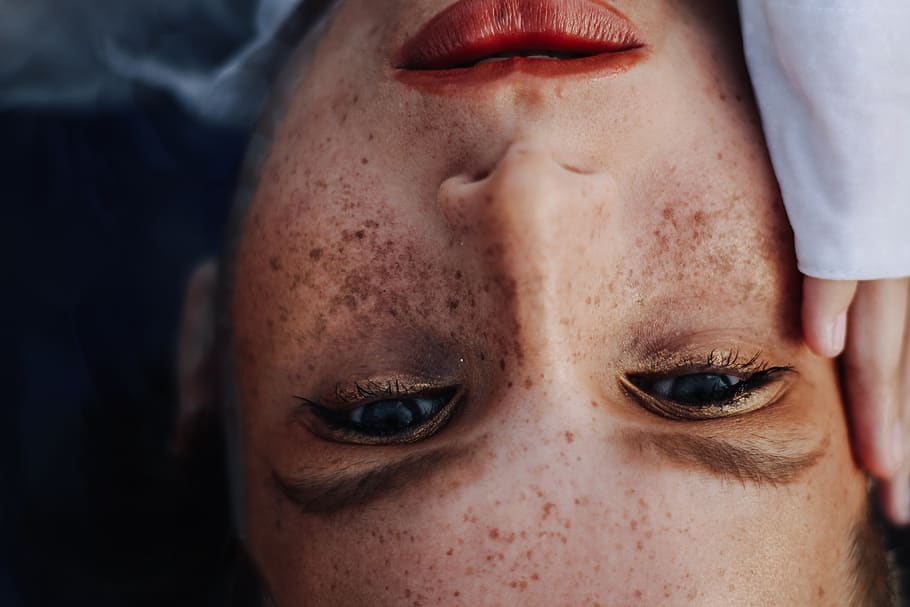 Close-Up Photo of Woman's Face, eye makeup, eyes, female, freckled HD wallpaper