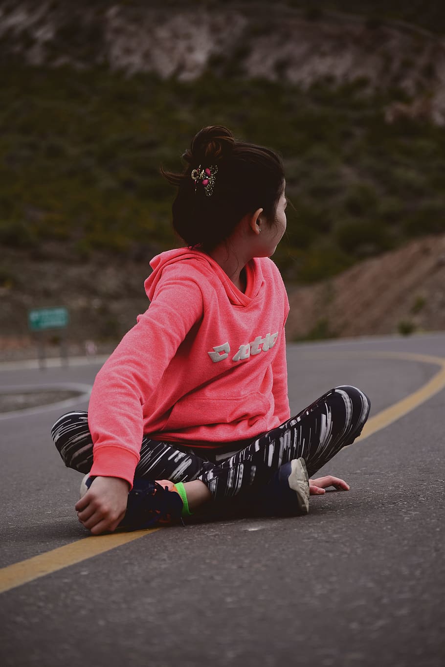 Woman Sitting on Road, action, adventure, athletic girl, child, HD wallpaper